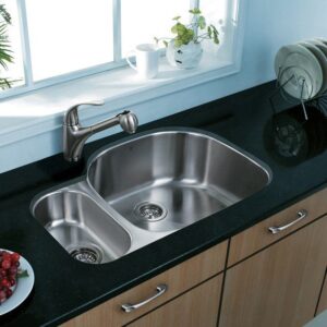 Vigo VG3321R 32-inch Undermount Stainless Steel 18 Gauge Double Bowl Kitchen Sink