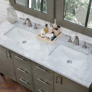 James Martin 850-V60D-SOK-3CAR Metropolitan 60 Inch Silver Oak Double Vanity with 3 cm Carrara Marble Top