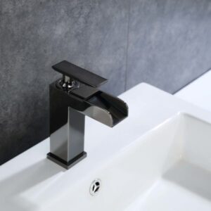 Legion Furniture ZY8001 Single Hole UPC Faucet with Drain