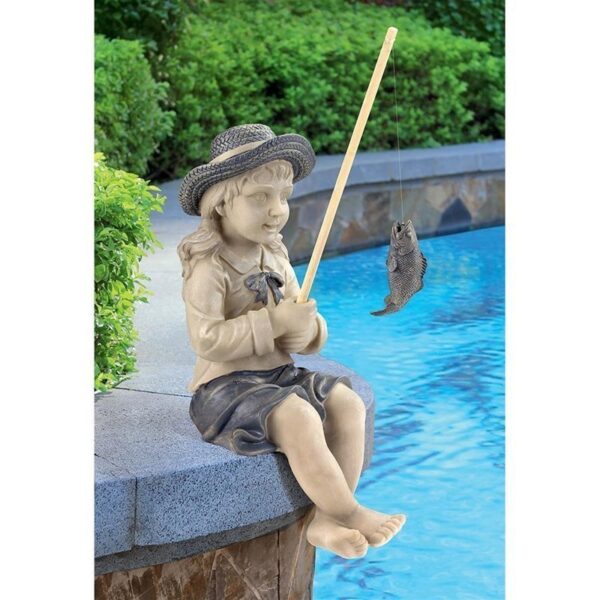 Design Toscano AL18606 6 1/2 Inch Medium Nellies Big Catch Statue