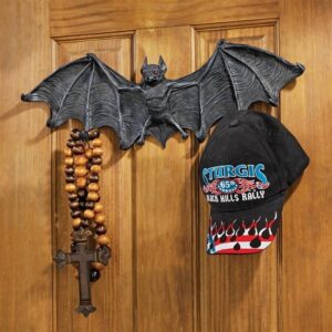 Design Toscano CL5847 19 Inch Large Vampire Bat Key Holder