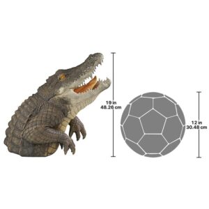 Design Toscano DB383090 17 Inch Snapping Swamp Gator Statue