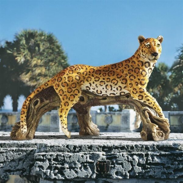 Design Toscano HF307536 20 1/2 Inch Leopards Kingdom Statue