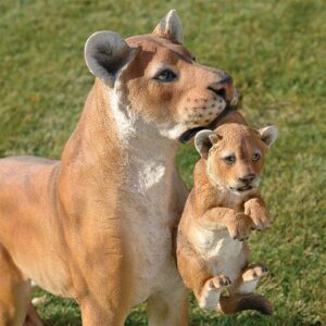 Design Toscano KY1874 34 Inch Lioness with Cub Statue