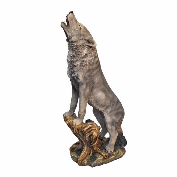 Design Toscano KY7966 11 Inch Howling Lone Wolf Garden Statue