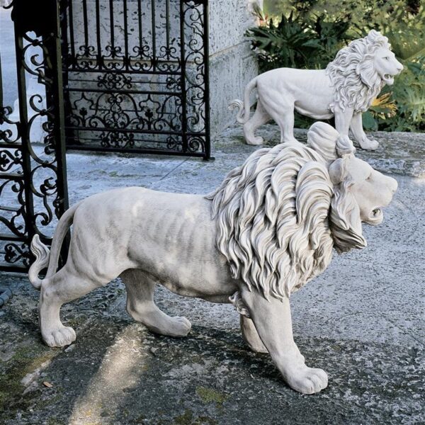 Design Toscano KY9167 37 Inch Regal Lions of Grisham Manor, Set of 2