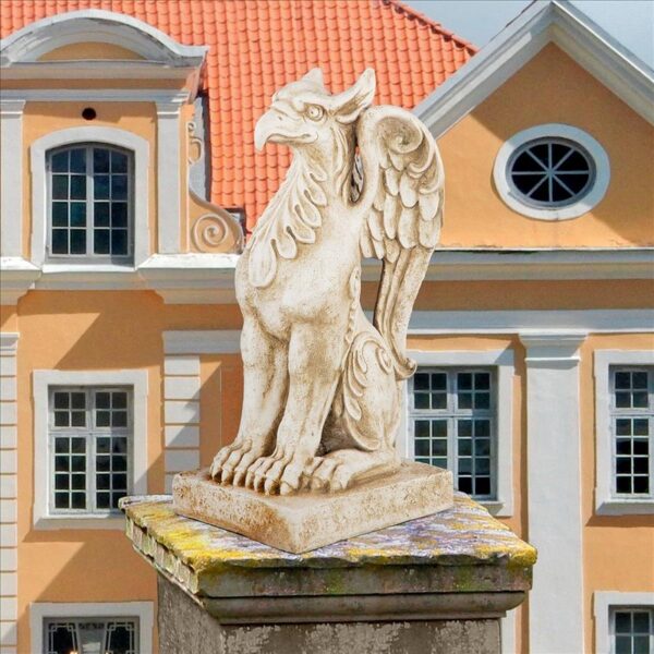 Design Toscano LY721138 8 1/2 Inch Gryphon Sentinel Guildford Court Statue