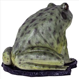 Design Toscano NE130060 50 Inch Great Green Barred Frog Statue