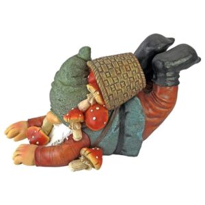 Design Toscano QM2477000 7 Inch Clumsy Karl the Mushroom Hunter Gnome