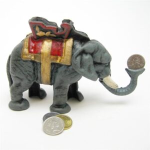 Design Toscano SP1600 8 Inch Circus Elephant Bank